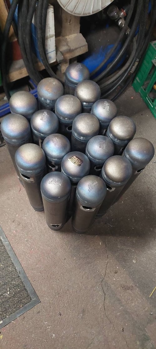 Svejste cylindriske stålemner